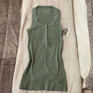 COPY - Arie racer back tank top
